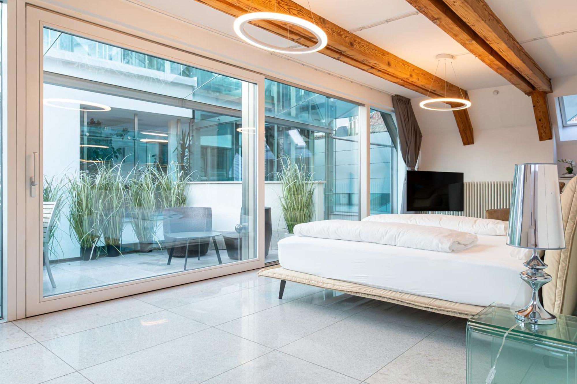 Apartment Artist House *