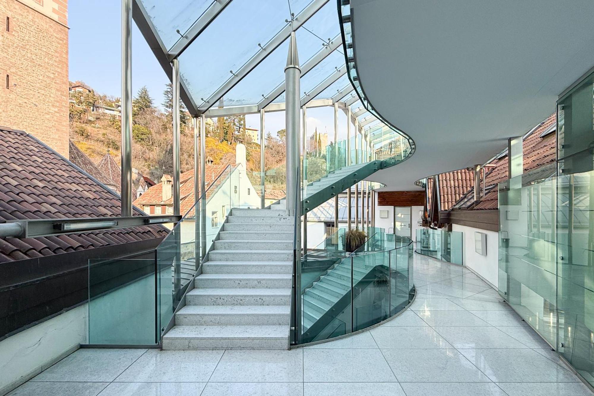 Apartment Artist House